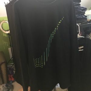 Nike Big Logo Long Sleeve Tee